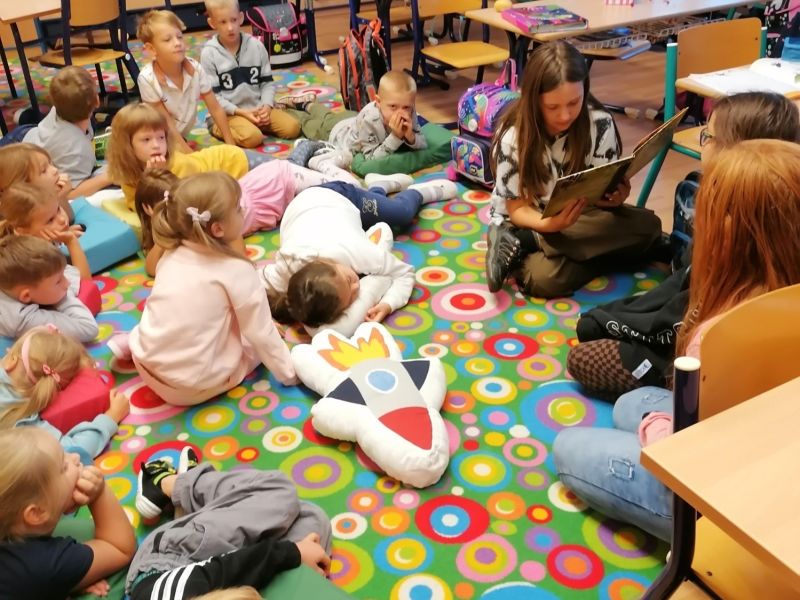 Spolupráce tříd 5. B a 1. A aneb Jak nejstarší pomáhají nejmladším